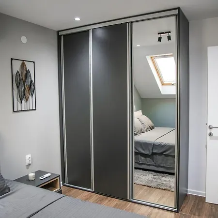 Nomad Apartment
