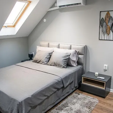 Nomad Apartment Nis